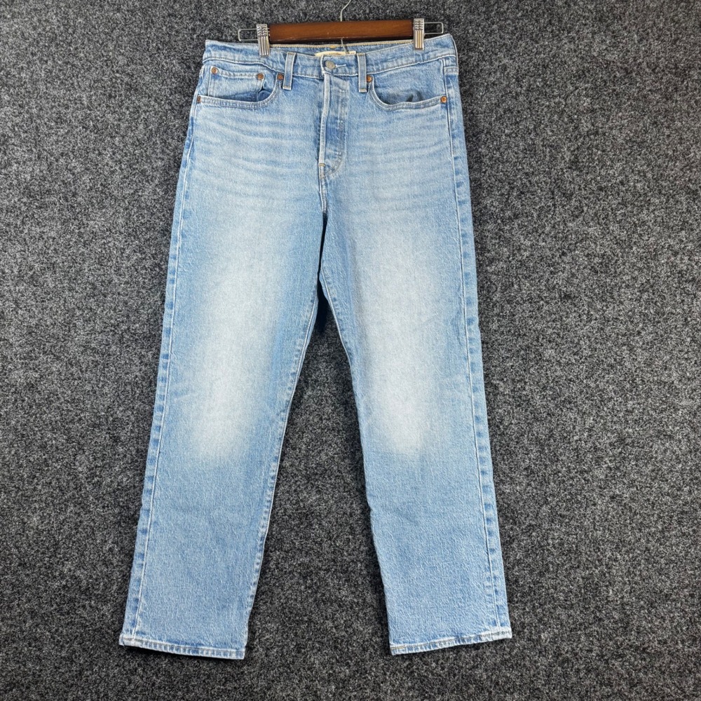 Levis Premium Wedgie Straight Jeans Light Wash Blue Denim Womens 30x28